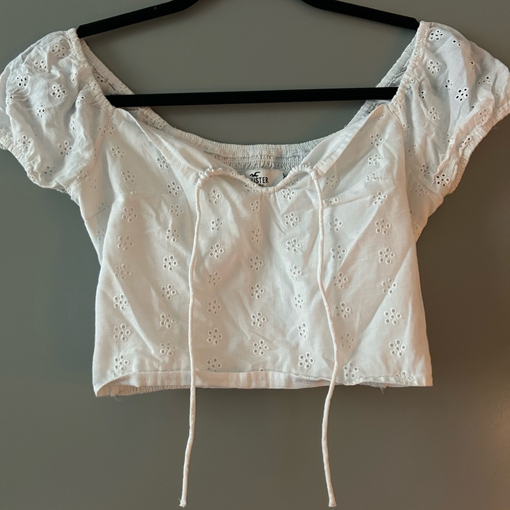 Hollister White Eyelet Puff Sleeve Blouse